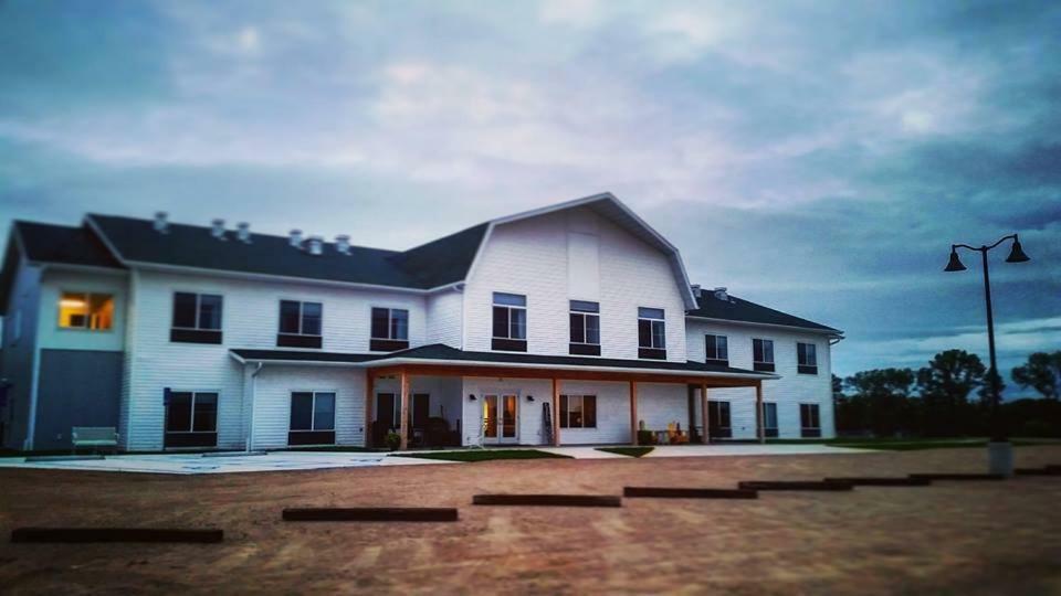 Lakes Inn At Dunvilla Dış mekan fotoğraf